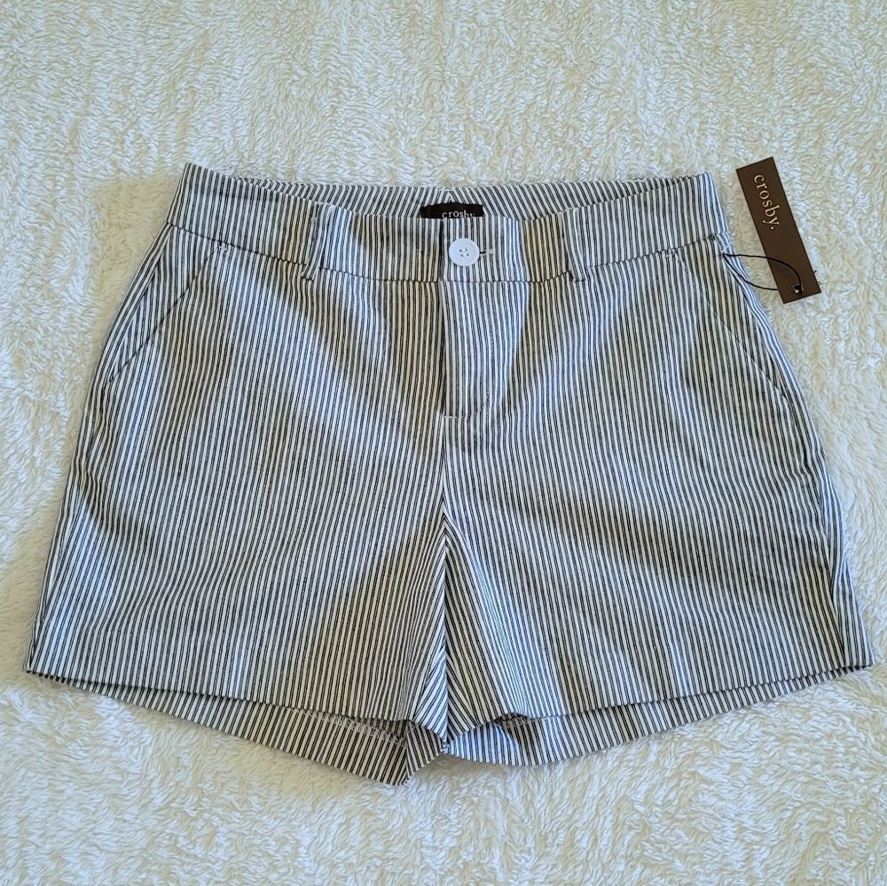 crosby. Navy🇺🇲 Blue💙 and White Striped Shorts - NWT